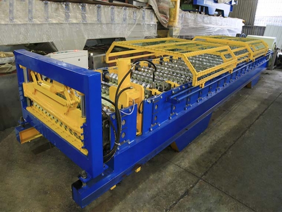 Roof Panel Roll Forming Machine For YX18-840				